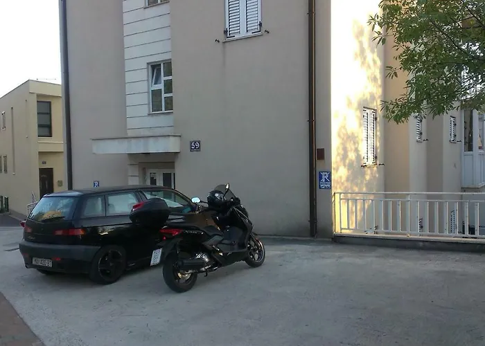 Viki Apartment Makarska